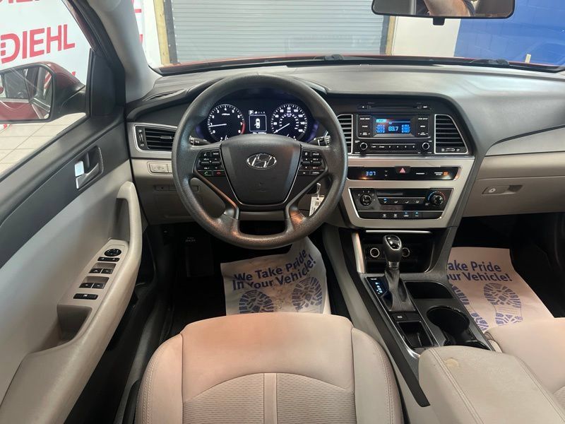 Used 2015 Hyundai Sonata SE FWD image 28