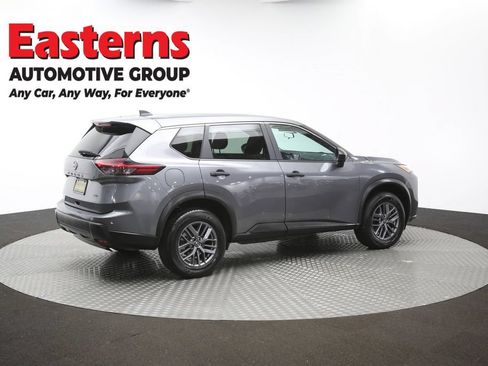 Used 2024 Nissan Rogue S AWD/4WD image 42
