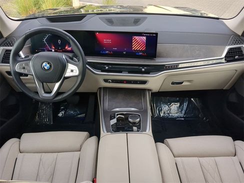 Certified 2023 BMW X7 xDrive40i w/ Premium Package image 16