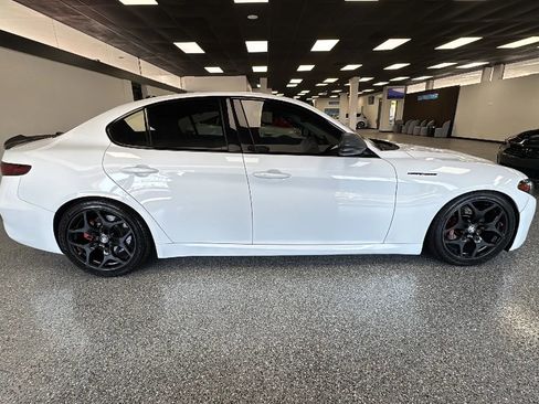 Used 2021 Alfa Romeo Giulia Sprint w/ Nero Edizione RWD image 8