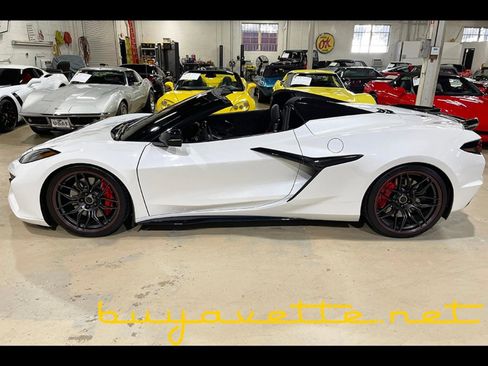 Used 2023 Chevrolet Corvette Z06 image 8