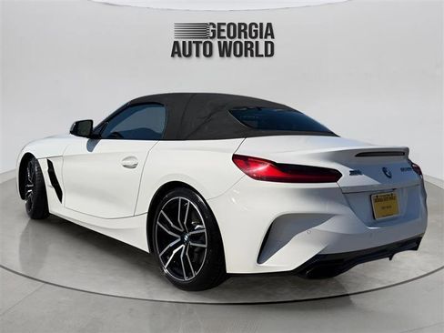 Used 2020 BMW Z4 M40i image 17