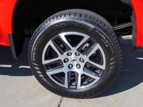 Used 2020 Chevrolet Silverado 1500 LT Trail Boss AWD/4WD image 13
