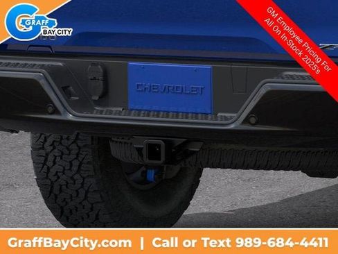 New 2025 Chevrolet Colorado ZR2 image 15