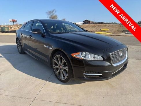 Used 2015 Jaguar XJ Base image 1