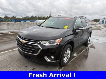 Used 2021 Chevrolet Traverse LT