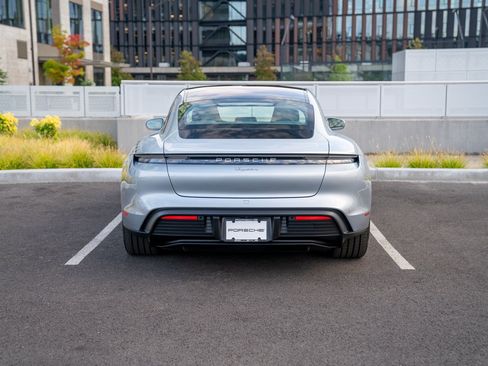 Certified 2025 Porsche Taycan AWD/4WD image 7