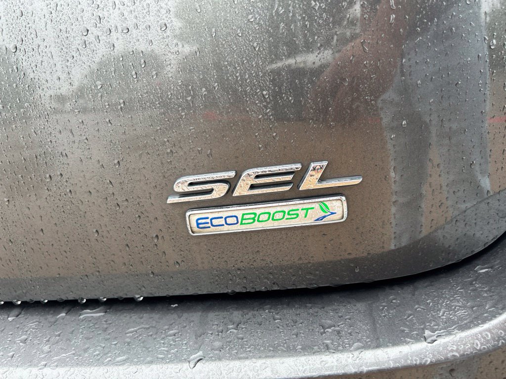 Used 2018 Ford Edge SEL FWD image 10