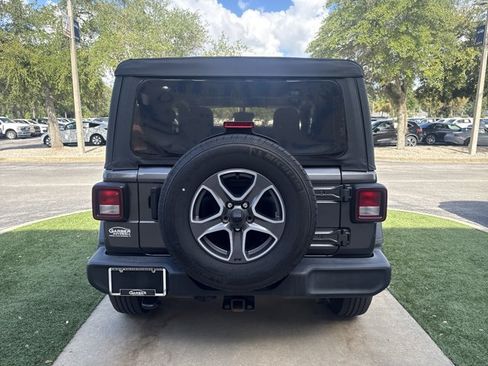Used 2023 Jeep Wrangler Sport AWD/4WD image 4