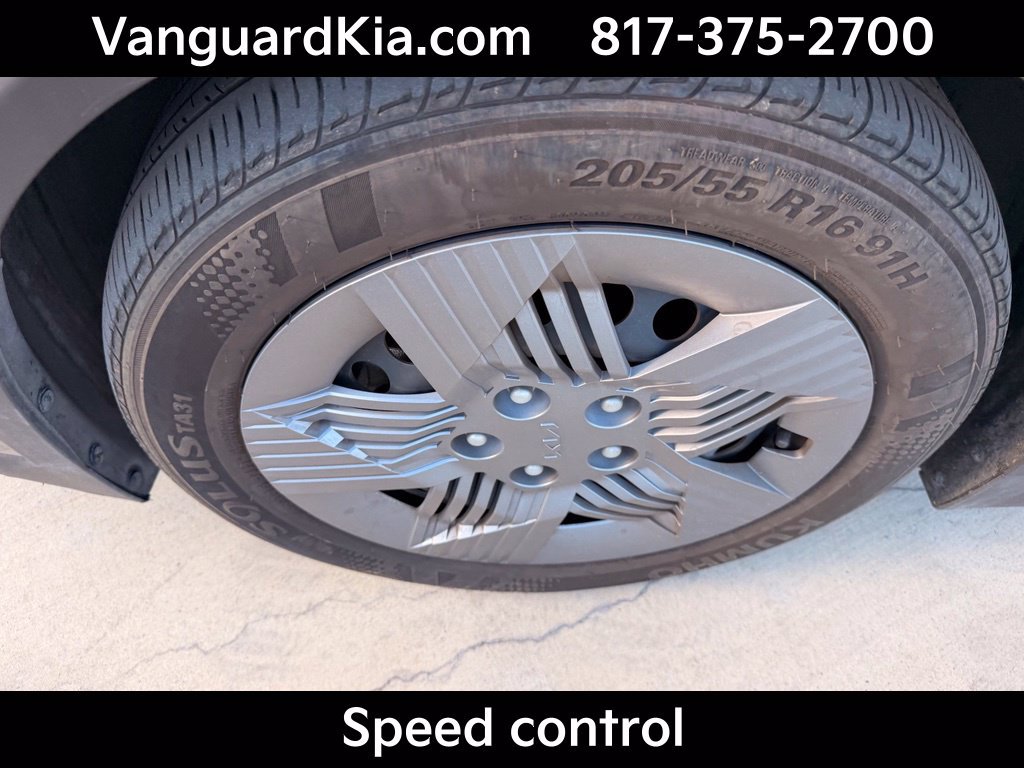 Certified 2025 Kia K4 FWD image 8