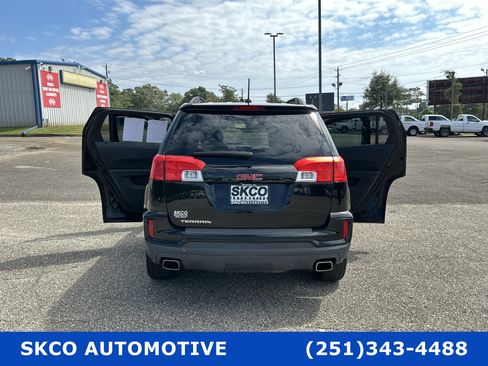 Used 2017 GMC Terrain SLE w/ Nightfall Package image 29