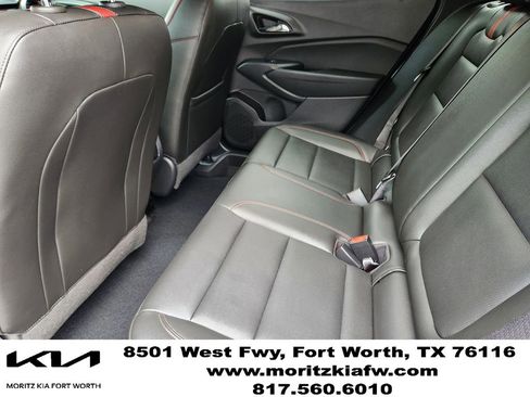 Used 2025 Chevrolet Trax RS w/ Driver Confidence Package FWD image 28