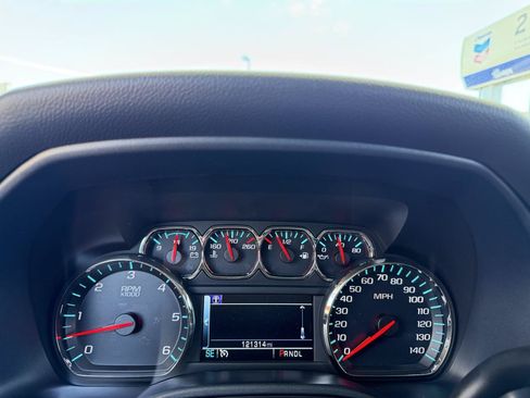 Used 2018 Chevrolet Silverado 1500 LT w/ All Star Edition RWD image 25