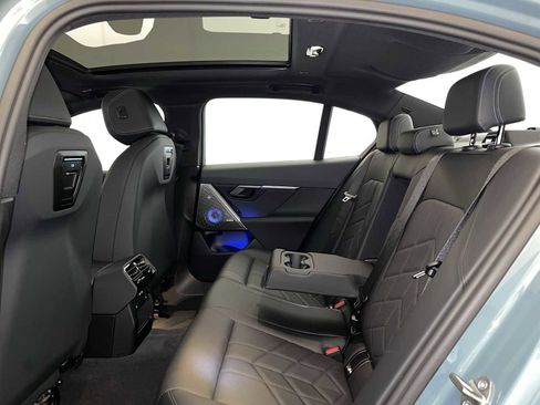 Used 2024 BMW i5 M60 w/ Premium Package image 21