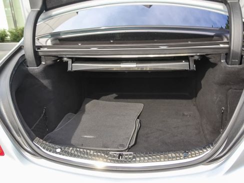 Used 2016 Mercedes-Benz S 550 Sedan image 22