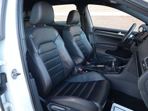 Used 2015 Volkswagen GTI SE w/ Lighting Package (SEL) image 25