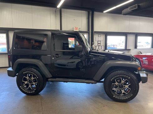 Used 2012 Jeep Wrangler Sport AWD/4WD image 19