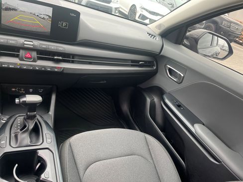 Used 2025 Kia K4 LXS image 21