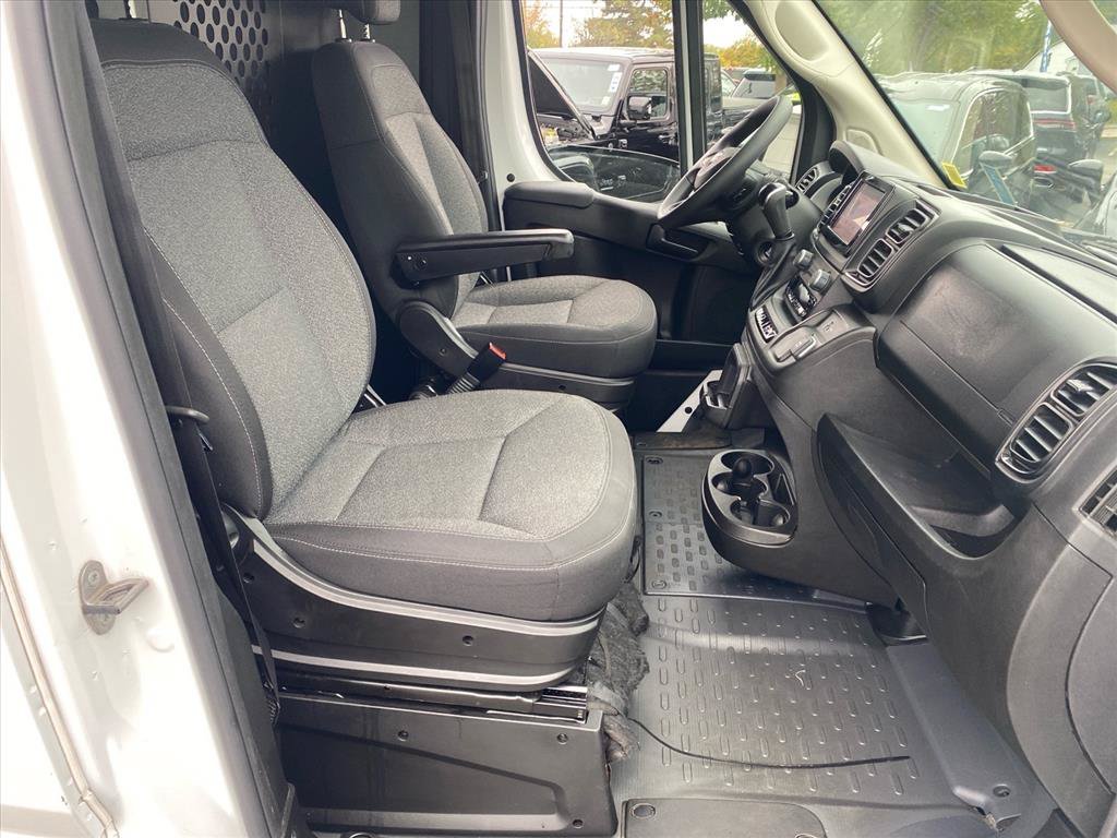 Used 2025 RAM ProMaster 2500 w/ U-Haul Equipment Group FWD image 24