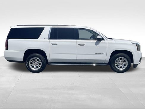 Used 2019 GMC Yukon XL SLT w/ Open Road Package RWD image 2