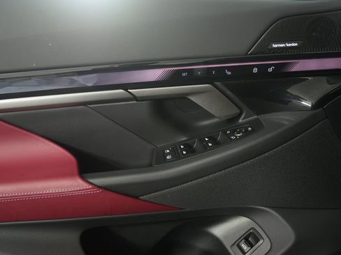 Certified 2025 BMW 540i xDrive 540i xDrive image 9