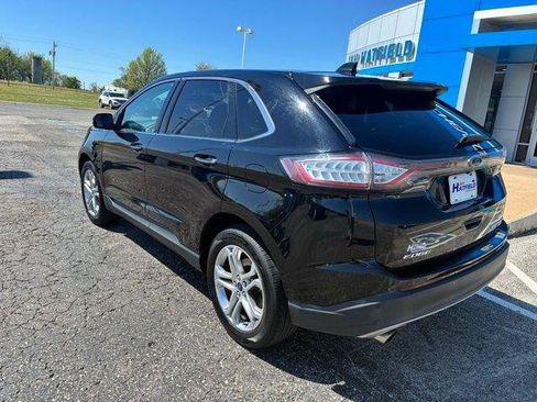 Used 2018 Ford Edge Titanium FWD image 8