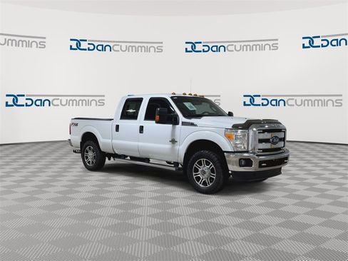 Used 2015 Ford F250 XLT w/ XLT Premium Package image 2