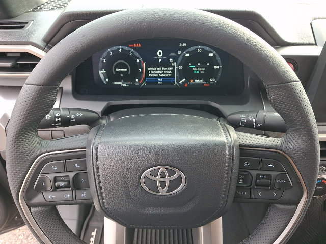 Used 2025 Toyota Tacoma TRD Sport AWD/4WD image 4