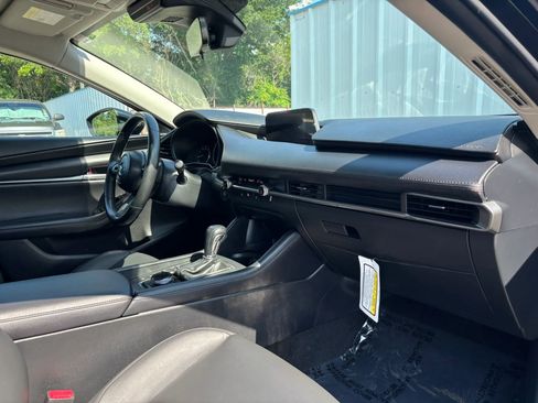 Used 2023 MAZDA MAZDA3 s FWD image 18