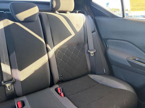 Used 2020 Nissan Kicks SV image 36