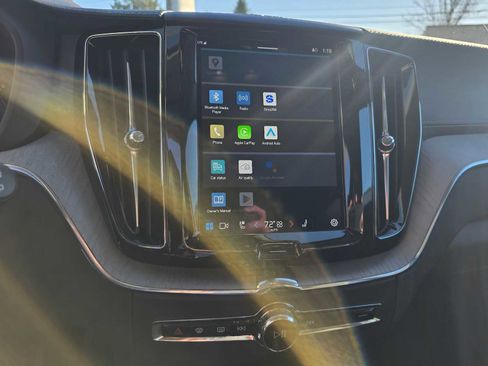 Certified 2025 Volvo XC60 B5 Ultra w/ Protection Package Premier image 25