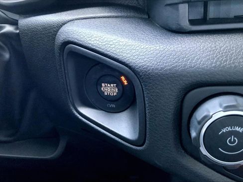 Certified 2024 Jeep Wrangler Willys image 29