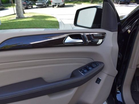 Used 2015 Mercedes-Benz ML 250 BlueTEC 4MATIC image 69