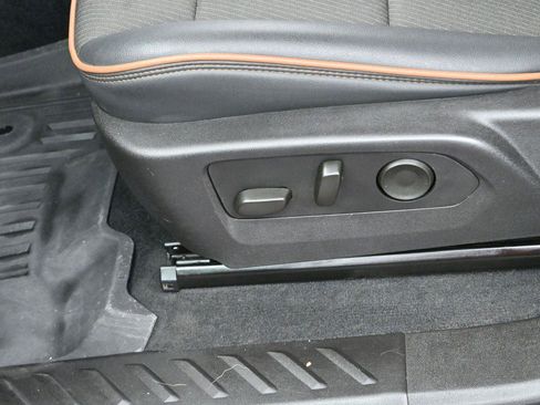 Used 2024 GMC Canyon AT4 w/ Canyon Safety Plus Package AWD/4WD image 13