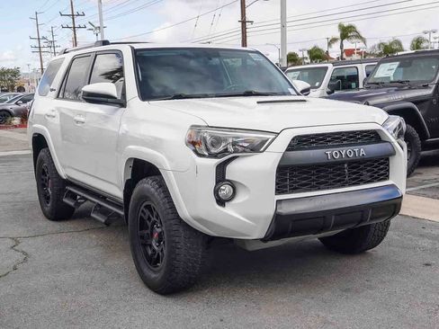 Used 2018 Toyota 4Runner TRD Pro image 3