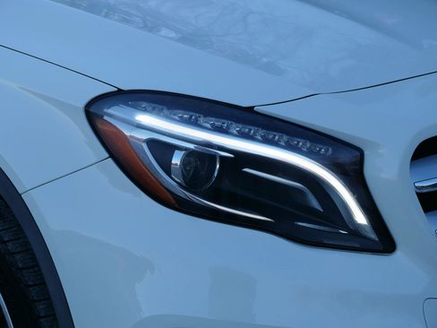 Used 2015 Mercedes-Benz GLA 250 4MATIC image 40