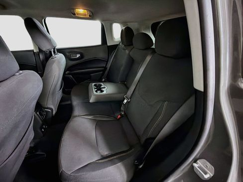 Used 2019 Jeep Compass Sport AWD/4WD image 32