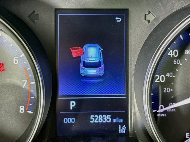 Used 2020 Toyota C-HR LE FWD image 13