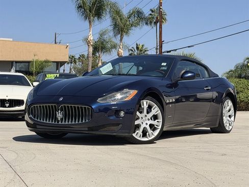 Used 2012 Maserati GranTurismo Convertible RWD image 2