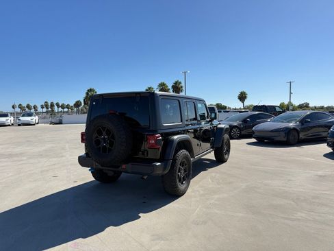 Used 2024 Jeep Wrangler Unlimited AWD/4WD image 3