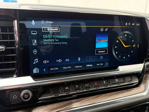 Used 2023 Chevrolet Silverado 1500 RST image 17