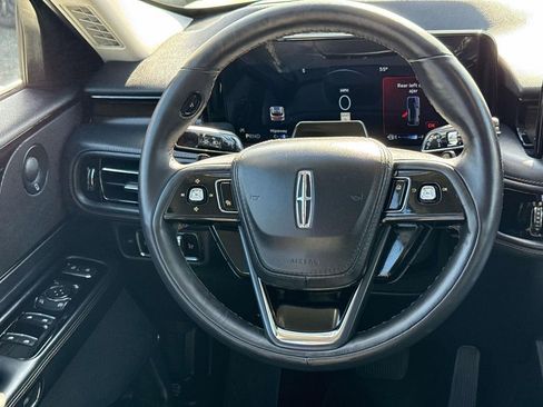 Used 2025 Lincoln Aviator Reserve image 15