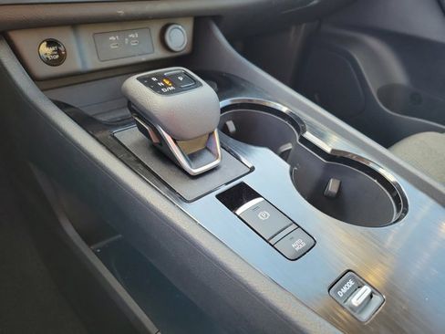 Certified 2026 Nissan Rogue SV image 31