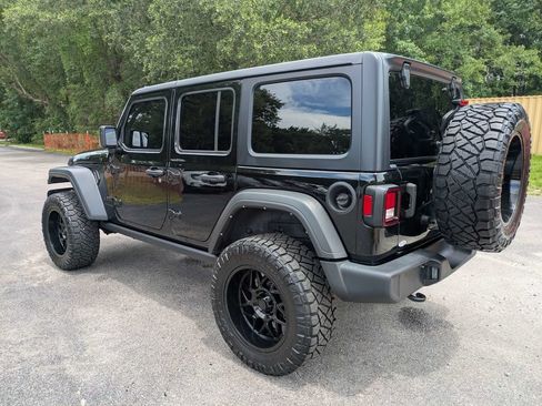 Used 2022 Jeep Wrangler Unlimited Sport AWD/4WD image 6