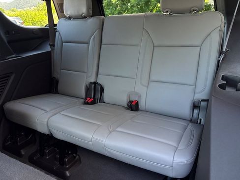 Certified 2022 Chevrolet Tahoe LT w/ Luxury Package RWD image 17