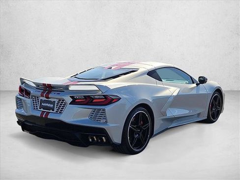 Used 2022 Chevrolet Corvette Stingray Preferred Cpe w/ Z51 Performance Package RWD image 5