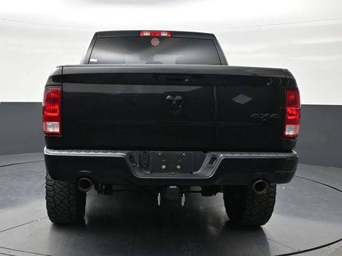 Used 2017 RAM 1500 Express w/ Black Ram 1500 Express Group AWD/4WD image 4