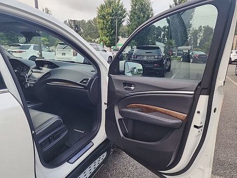 Used 2018 Acura MDX w/ Advance & Entertainment Pac AWD/4WD image 20