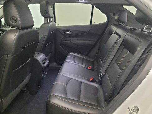 Used 2022 Chevrolet Equinox Premier AWD/4WD image 18