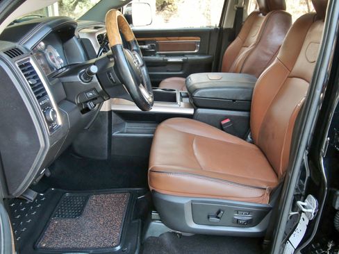 Used 2013 RAM 2500 Longhorn w/ Convenience Group image 22